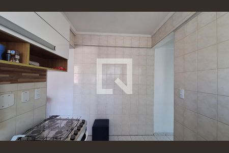 Cozinha de apartamento para alugar com 1 quarto, 45m² em Vila Tupi, Praia Grande