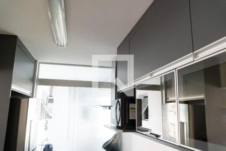 Cozinha de apartamento à venda com 3 quartos, 72m² em Vila Suzana, São Paulo