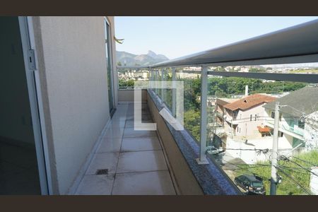 Varanda de apartamento à venda com 1 quarto, 77m² em Freguesia (jacarepaguá), Rio de Janeiro