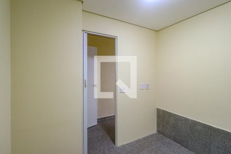 Quarto 1 de casa para alugar com 3 quartos, 100m² em Campininha, São Paulo