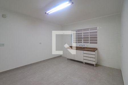 Casa para alugar com 3 quartos, 100m² em Campininha, São Paulo