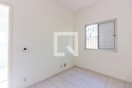 Quarto 1 de apartamento para alugar com 2 quartos, 52m² em Jardim Roberto, Osasco