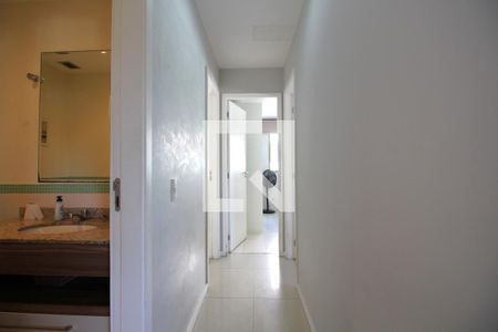 Sala Acesso aos Quartos de apartamento para alugar com 4 quartos, 238m² em Freguesia (jacarepaguá), Rio de Janeiro