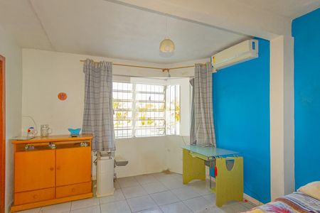 Quarto 2 de casa à venda com 3 quartos, 1200m² em Estância Velha, Canoas