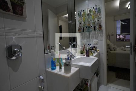 Banheiro do Quarto 1 de apartamento para alugar com 3 quartos, 174m² em Icaraí, Niterói