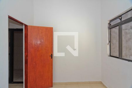 Quarto 2 de casa para alugar com 2 quartos, 43m² em Vila Pereira Barreto, São Paulo