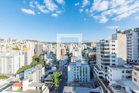 Sala de apartamento à venda com 2 quartos, 140m² em Cidade Jardim, Belo Horizonte