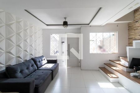 Sala de casa para alugar com 2 quartos, 80m² em Maria Antonieta, Pinhaiss