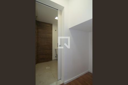 Banheiro de apartamento à venda com 1 quarto, 49m² em Bela Vista, São Paulo