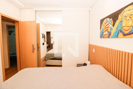 Quarto de apartamento à venda com 3 quartos, 75m² em Sagrada Família, Belo Horizonte