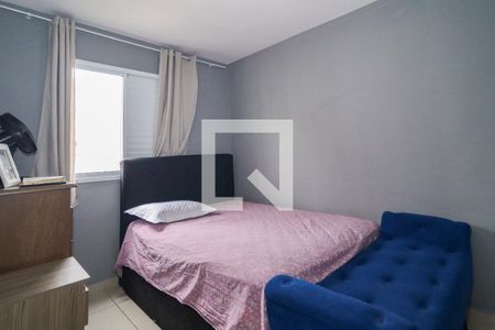 Quarto 1 de apartamento para alugar com 2 quartos, 52m² em Jardim Maria Duarte, São Paulo