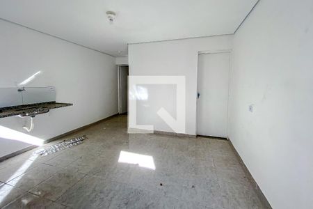 Casa de condomínio para alugar com 28m², 1 quarto e sem vagaSala