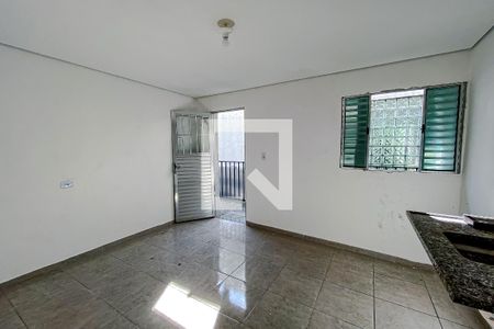 Sala de casa de condomínio para alugar com 1 quarto, 28m² em Ipiranga, São Paulo