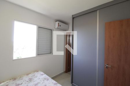 Quarto 1 - Suíte de apartamento para alugar com 2 quartos, 60m² em Granja Marileusa, Uberlândia