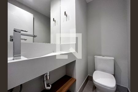 Lavabo de apartamento para alugar com 2 quartos, 74m² em Itaim Bibi, São Paulo