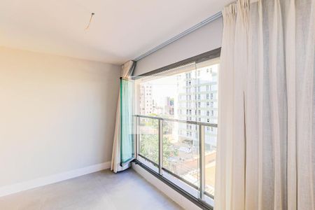Sala de apartamento à venda com 2 quartos, 74m² em Jardim das Acácias, São Paulo