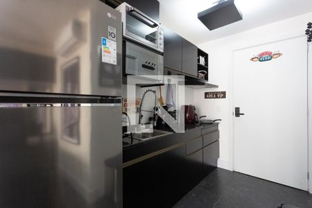 Cozinha de apartamento para alugar com 1 quarto, 25m² em Auxiliadora, Porto Alegre