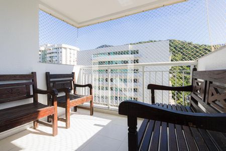 Varanda de apartamento à venda com 3 quartos, 74m² em Camorim, Rio de Janeiro