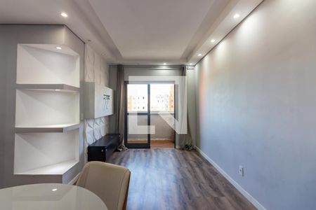 Sala  de apartamento para alugar com 3 quartos, 73m² em Piratininga, Osasco