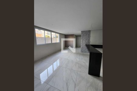 Apartamento à venda com 3 quartos, 110m² em Cabral, Contagem