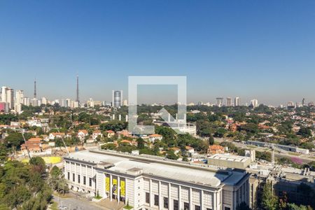 Vista da Sala de apartamento para alugar com 4 quartos, 500m² em Higienópolis, São Paulo