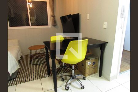 Sala/Cozinha de apartamento para alugar com 2 quartos, 35m² em Parque Munhoz, São Paulo