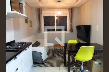 Sala/Cozinha de apartamento para alugar com 2 quartos, 35m² em Parque Munhoz, São Paulo