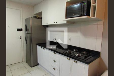 Sala/Cozinha de apartamento para alugar com 2 quartos, 35m² em Parque Munhoz, São Paulo