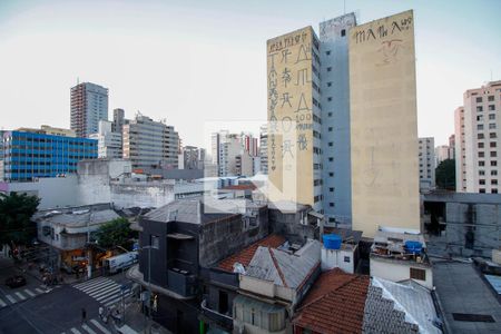 Vista da Sala e Suíte de apartamento para alugar com 1 quarto, 47m² em Pinheiros, São Paulo