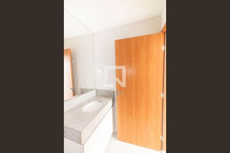 Banheiro de apartamento para alugar com 1 quarto, 62m² em Setor de Habitações Individuais Norte, Brasília