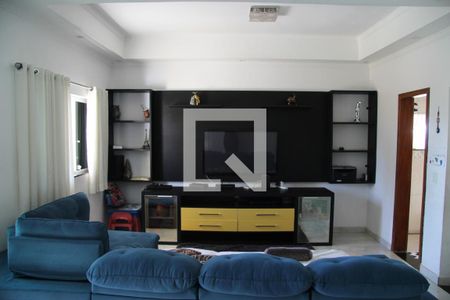 Sala  de casa à venda com 4 quartos, 200m² em Vila Rosália, Guarulhos