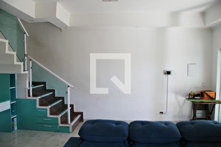 Sala  de casa para alugar com 4 quartos, 200m² em Vila Rosália, Guarulhos