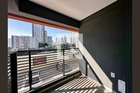 Sacada de kitnet/studio para alugar com 0 quarto, 25m² em Jardim das Acácias, São Paulo