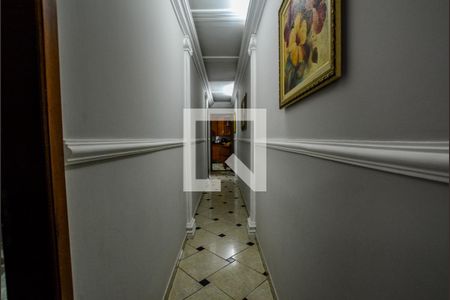 Corredor Interno  de casa à venda com 4 quartos, 250m² em Parque Marajoara, Santo André