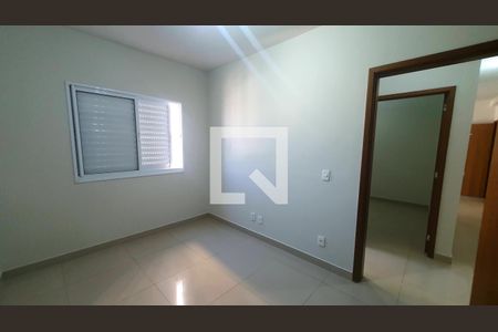 Quarto 2 de apartamento para alugar com 2 quartos, 46m² em Parque Bom Retiro, Paulínia