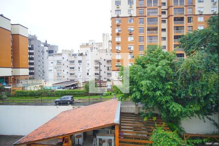 Quarto 1 - Vista de apartamento para alugar com 2 quartos, 57m² em Boa Vista, Porto Alegre