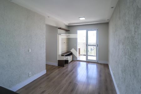 Sala de apartamento para alugar com 3 quartos, 63m² em Jardim Celeste, São Paulo