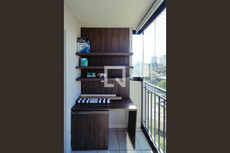 Varanda Sala de apartamento para alugar com 3 quartos, 63m² em Jardim Celeste, São Paulo