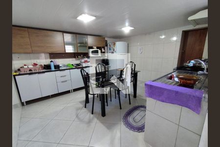 Casa à venda com 3 quartos, 80m² em Vila Ema, São Paulo