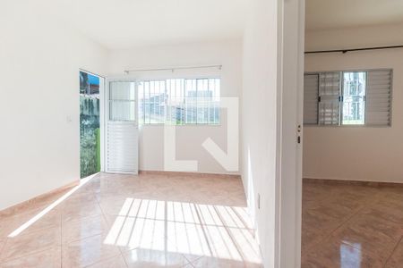Sala/Quarto1 de casa para alugar com 2 quartos, 112m² em Vila Suissa, Mogi das Cruzes