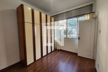 Quarto 1 de apartamento para alugar com 2 quartos, 84m² em Laranjeiras, Rio de Janeiro