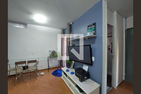 Sala de apartamento para alugar com 2 quartos, 50m² em Vila Constanca, São Paulo