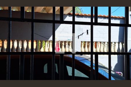Sala vista de casa para alugar com 2 quartos, 135m² em Caiçara, Praia Grande