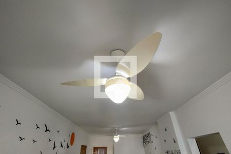 Sala de apartamento para alugar com 3 quartos, 117m² em Caiçara, Praia Grande