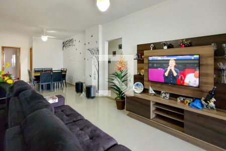 Sala de apartamento para alugar com 3 quartos, 117m² em Caiçara, Praia Grande