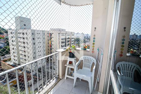 Varanda de apartamento para alugar com 3 quartos, 90m² em Vila Ipojuca, São Paulo