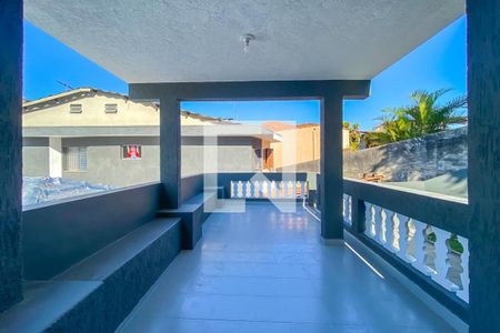 Casa à venda com 275m², 3 quartos e 3 vagas Casa à venda com 275m², 3 quartos e 3 vagasChurrasqueira