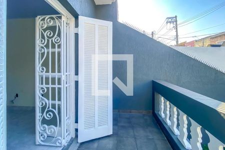 Casa à venda com 275m², 3 quartos e 3 vagas Casa à venda com 275m², 3 quartos e 3 vagasVaranda do Quarto 1