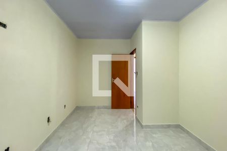 Casa à venda com 275m², 3 quartos e 3 vagas Casa à venda com 275m², 3 quartos e 3 vagasSuíte