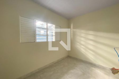 Casa à venda com 275m², 3 quartos e 3 vagas Casa à venda com 275m², 3 quartos e 3 vagasQuarto 2
